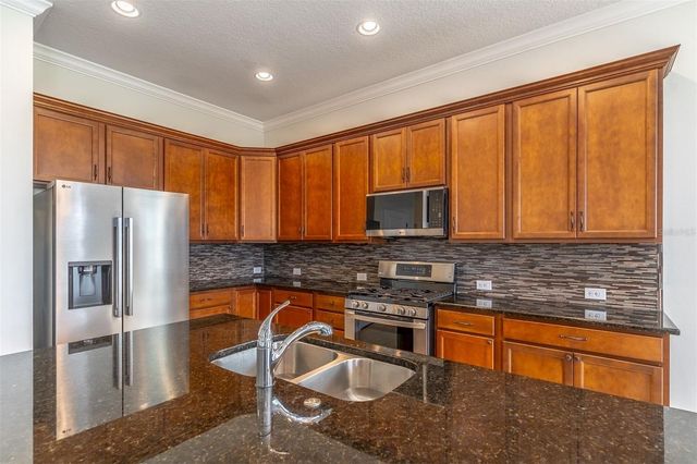 962 GRAND HILLTOP DRIVE, Apopka, FL 32703