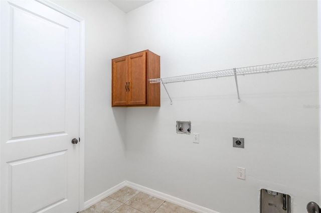 962 GRAND HILLTOP DRIVE, Apopka, FL 32703