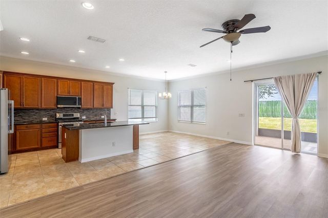 962 GRAND HILLTOP DRIVE, Apopka, FL 32703