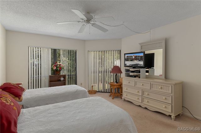 1 Cypress Run 14B, Homosassa, FL 34446