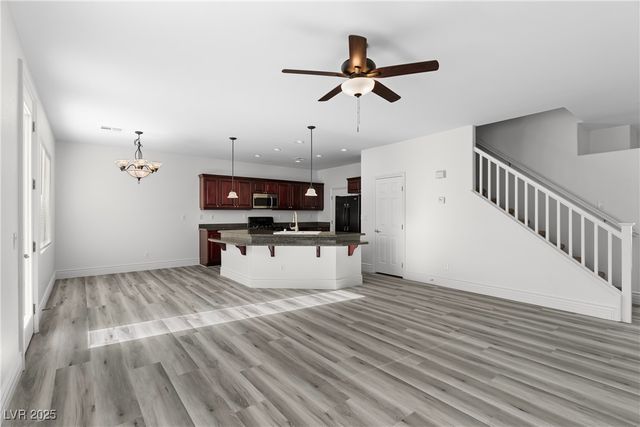 181 Short Ruff Way, Las Vegas, NV 89148