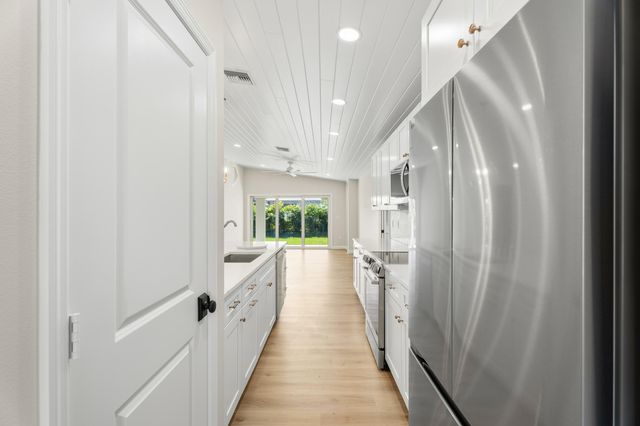 1120 SW 34th Street, Palm City, FL 34990