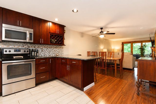 62 Schooner Landing, Hampton, NH 03842