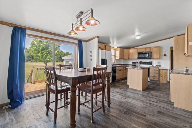 7961 EASY STREET, Fremont, WI 54940