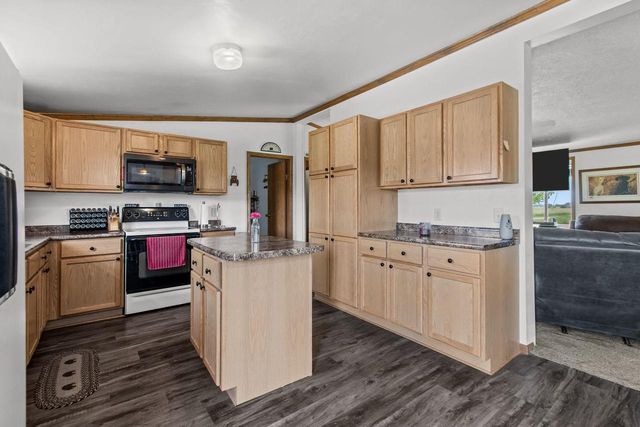 7961 EASY STREET, Fremont, WI 54940