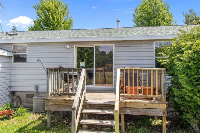 7961 EASY STREET, Fremont, WI 54940