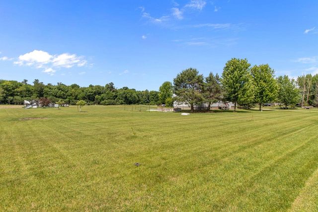 7961 EASY STREET, Fremont, WI 54940