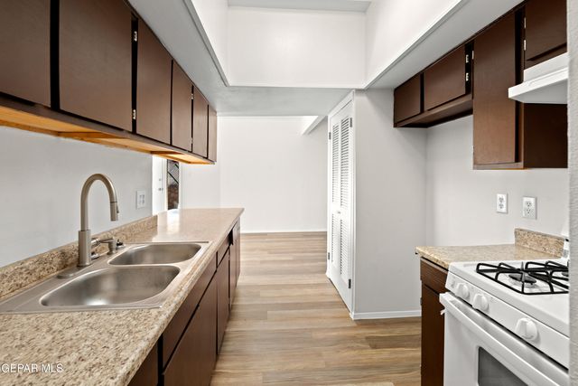 5726 SHERBROOKE Avenue, El Paso, TX 79924