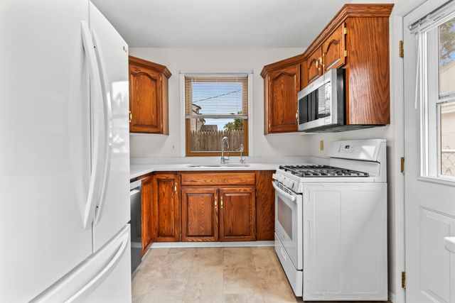 1511 N BROADWAY, Council Bluffs, IA 51503