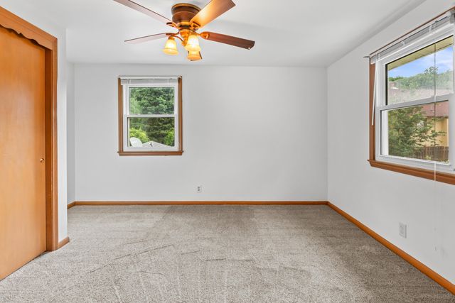 1511 N BROADWAY, Council Bluffs, IA 51503