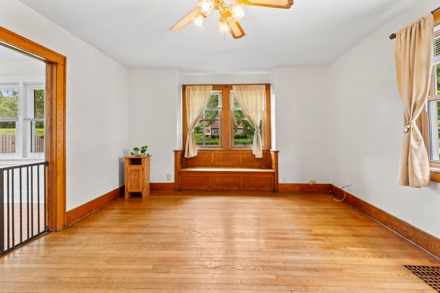 1511 N BROADWAY, Council Bluffs, IA 51503