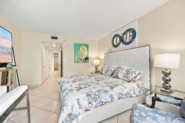 3430 GALT OCEAN Drive 911, Fort Lauderdale, FL 33308