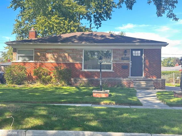21443 Arrowhead Street, Saint Clair Shores, MI 48082