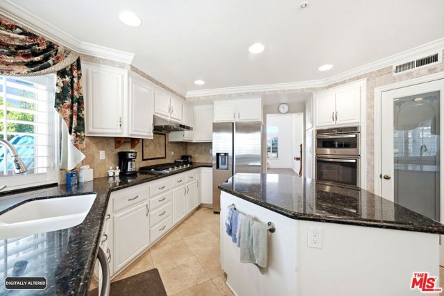 14282 Rideout Court, Fontana, CA 92336