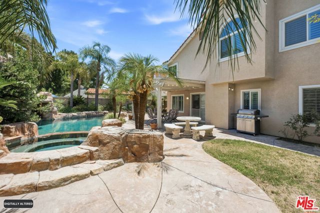 14282 Rideout Court, Fontana, CA 92336
