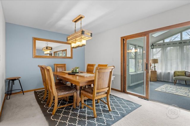 1610 Heather Drive, Aurora, IL 60506