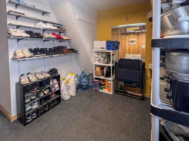 1610 Heather Drive, Aurora, IL 60506