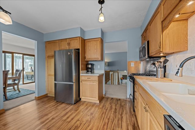 1610 Heather Drive, Aurora, IL 60506