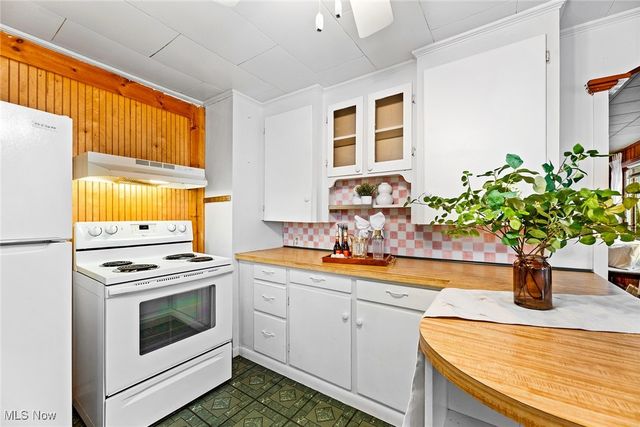 4556 Fishcreek Road, Stow, OH 44224