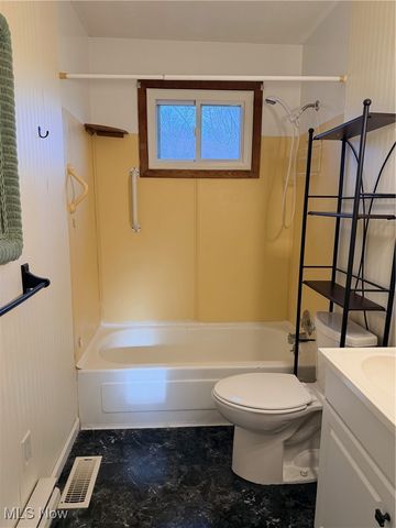 4556 Fishcreek Road, Stow, OH 44224