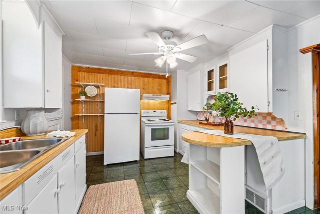 4556 Fishcreek Road, Stow, OH 44224