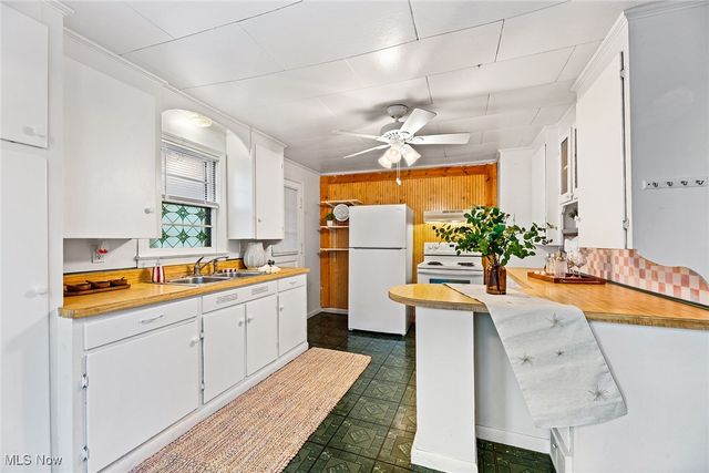 4556 Fishcreek Road, Stow, OH 44224