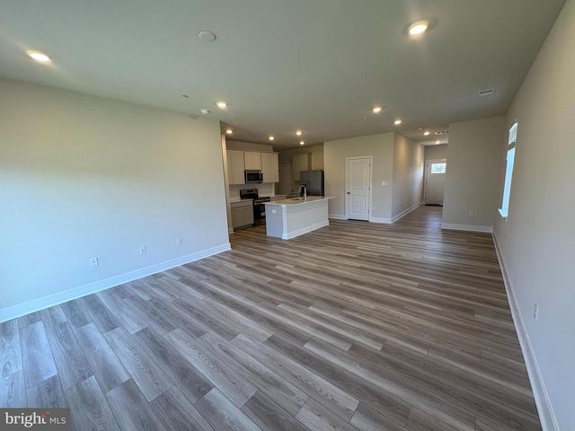 1684 LAKE PLACID DR, Trappe, MD 21673