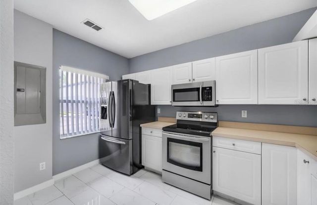 4337 HAR PAUL CIRCLE, Tampa, FL 33614