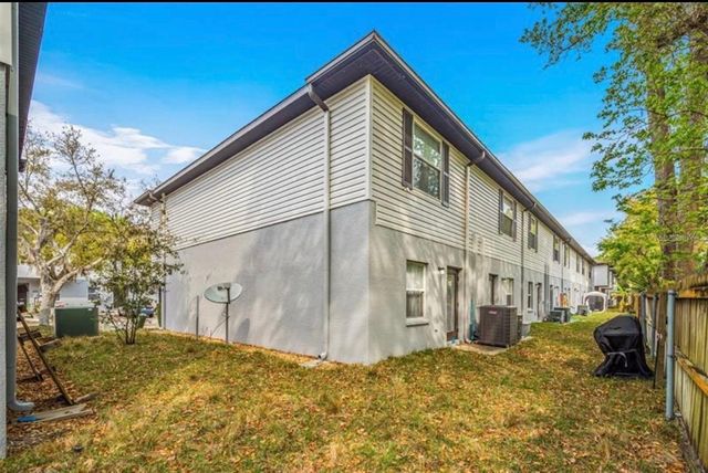 4337 HAR PAUL CIRCLE, Tampa, FL 33614