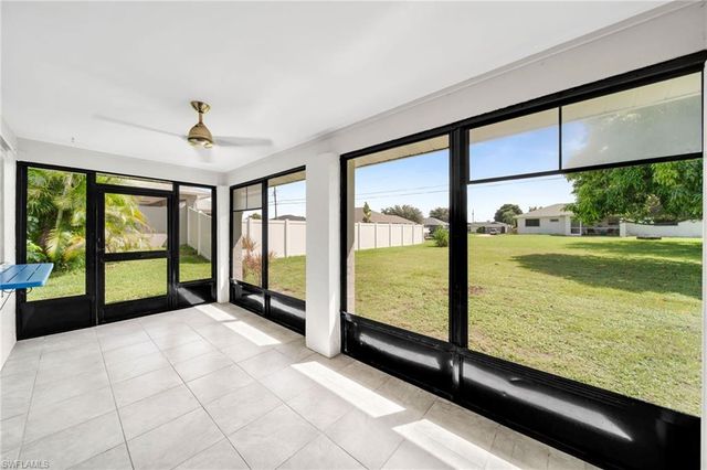 919 SE 5th PL, Cape Coral, FL 33990