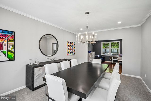 18 REGENCY DR, Voorhees, NJ 08043