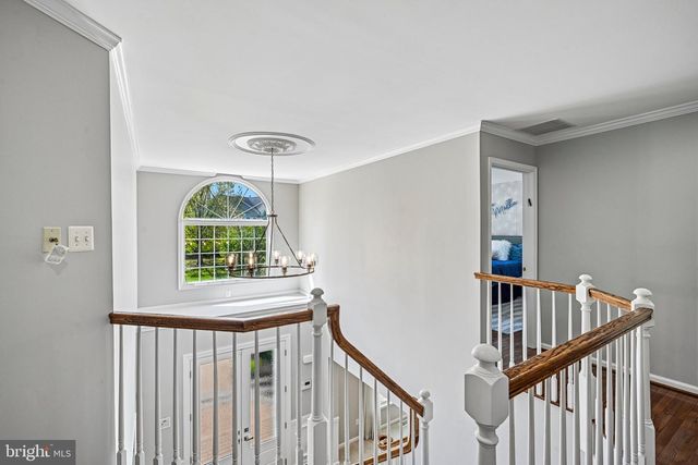 18 REGENCY DR, Voorhees, NJ 08043