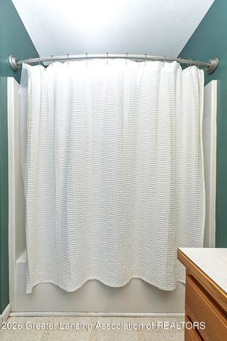 1572 Gander Hill Drive, Holt, MI 48842