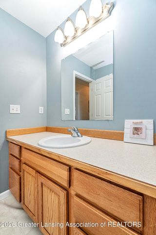 1572 Gander Hill Drive, Holt, MI 48842