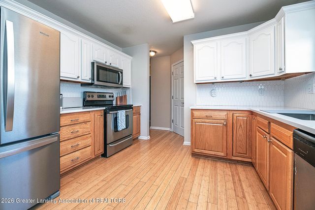 1572 Gander Hill Drive, Holt, MI 48842