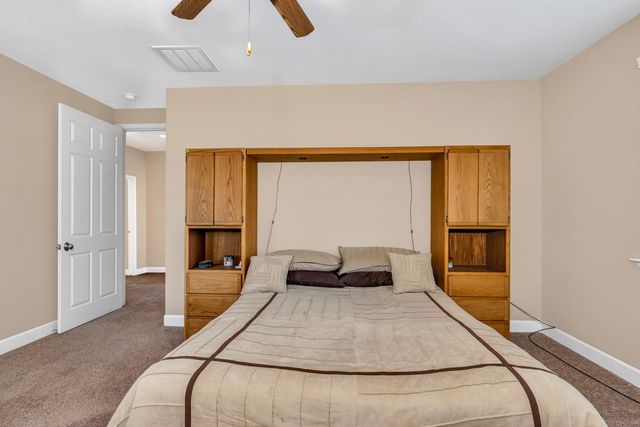 2490 N Fallbrook Dr, Los Banos, CA 93635