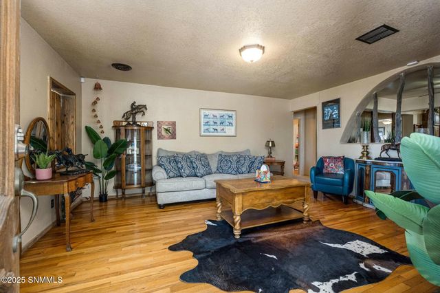 1911 Trails End Road, Las Cruces, NM 88007