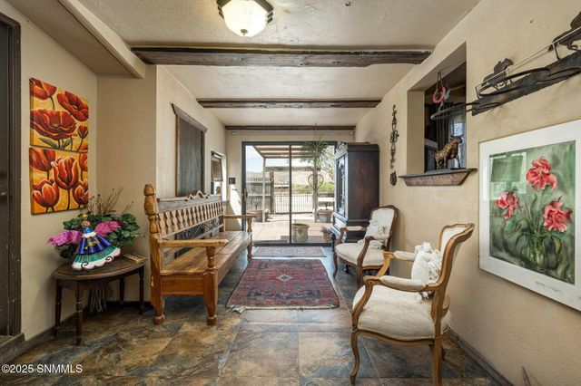 1911 Trails End Road, Las Cruces, NM 88007