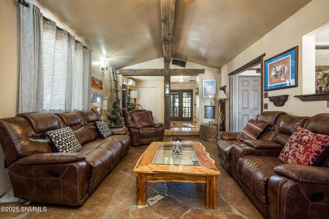 1911 Trails End Road, Las Cruces, NM 88007