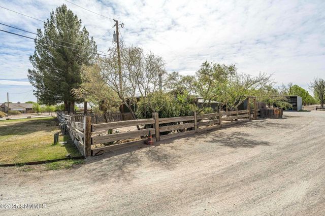 1911 Trails End Road, Las Cruces, NM 88007