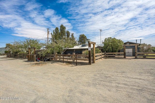 1911 Trails End Road, Las Cruces, NM 88007