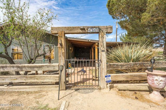 1911 Trails End Road, Las Cruces, NM 88007