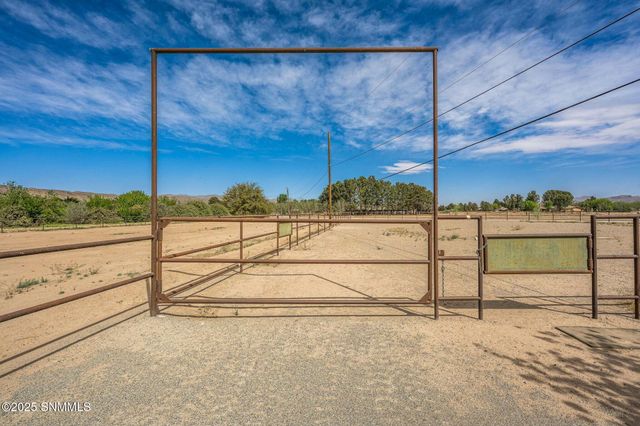 1911 Trails End Road, Las Cruces, NM 88007