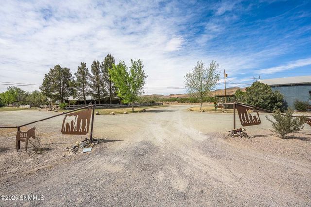 1911 Trails End Road, Las Cruces, NM 88007