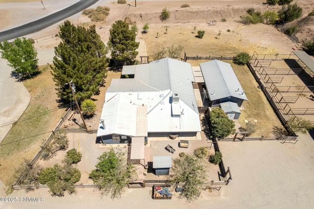 1911 Trails End Road, Las Cruces, NM 88007