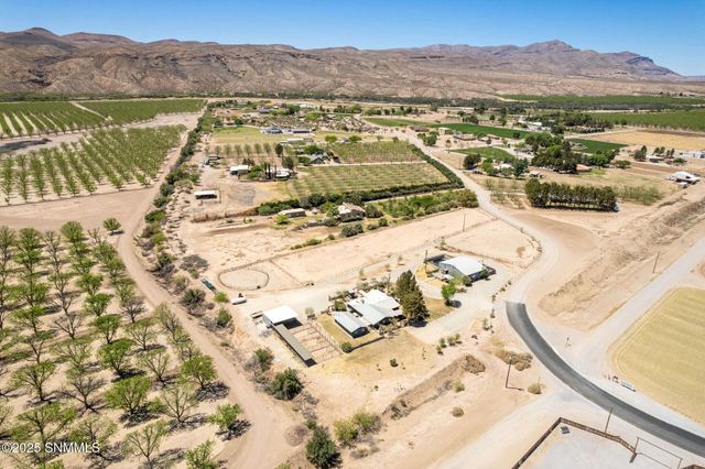 1911 Trails End Road, Las Cruces, NM 88007
