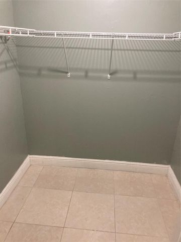 8009 SW 7th Court, North Lauderdale, FL 33068