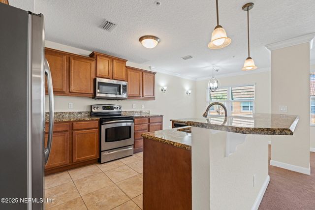 201 25TH Avenue S N32, Jacksonville Beach, FL 32250