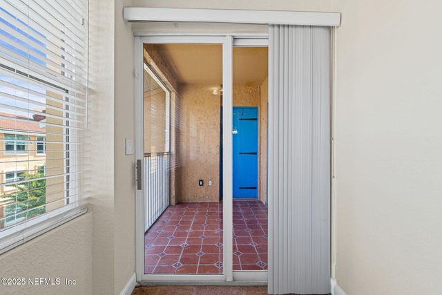 201 25TH Avenue S N32, Jacksonville Beach, FL 32250