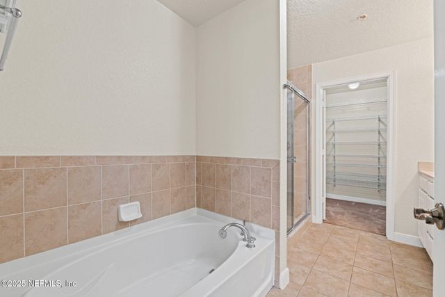 201 25TH Avenue S N32, Jacksonville Beach, FL 32250